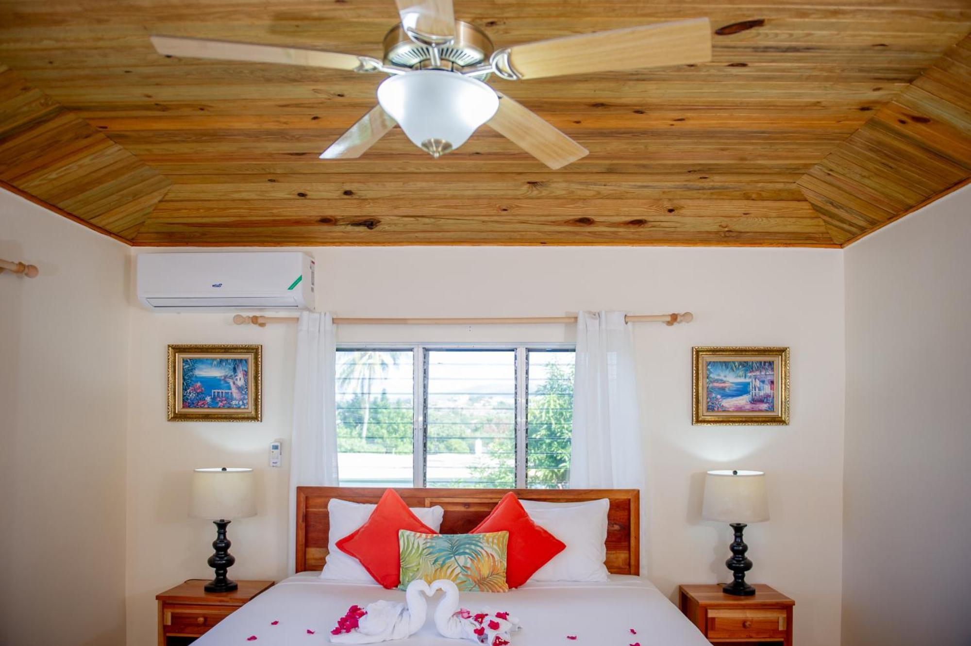Beyond Sunset Resort & Villas เทรเชอร์ บีช ภายนอก รูปภาพ