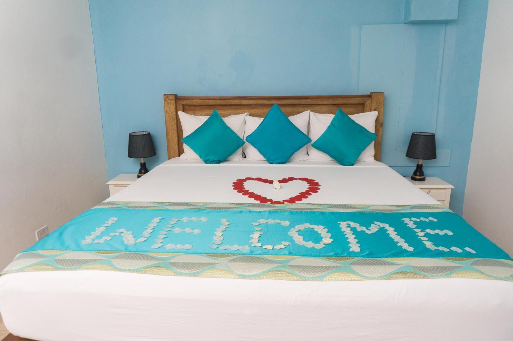 Beyond Sunset Resort & Villas เทรเชอร์ บีช ภายนอก รูปภาพ