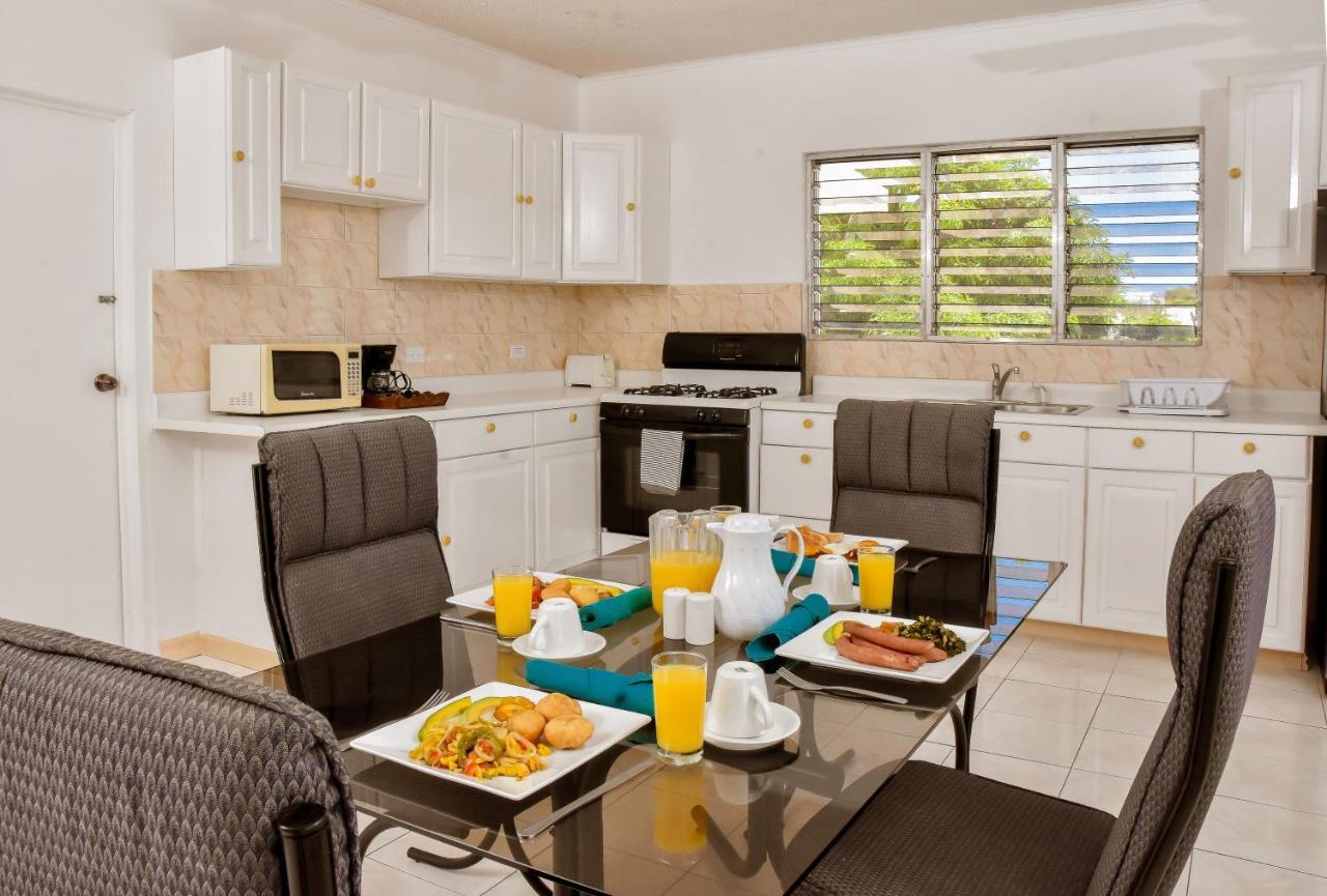 Beyond Sunset Resort & Villas เทรเชอร์ บีช ภายนอก รูปภาพ