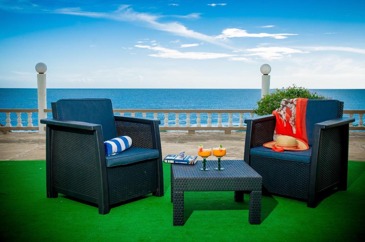 Beyond Sunset Resort & Villas เทรเชอร์ บีช ภายนอก รูปภาพ